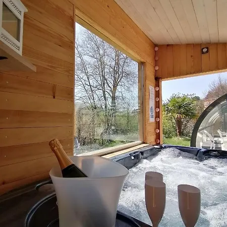 Bed & Breakfast Avec Jacuzzi Privatif 
